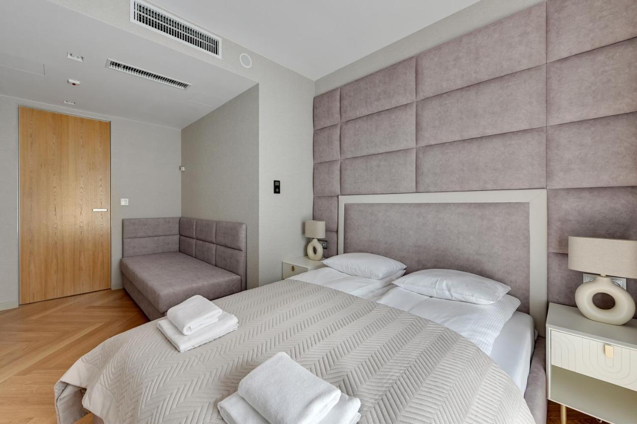 Deo Plaza Luxury Apartments By Blue Mandarin Gdansk Exterior photo